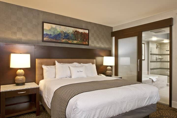 Room 14 of 106