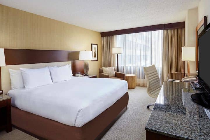 Room 20 of 106